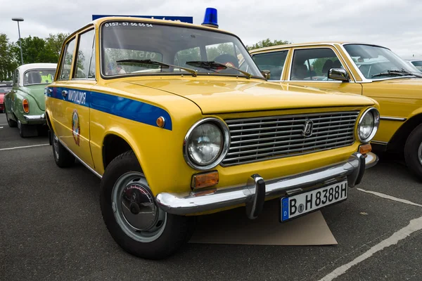 El coche de policía soviético VAZ 2101 — Foto de Stock