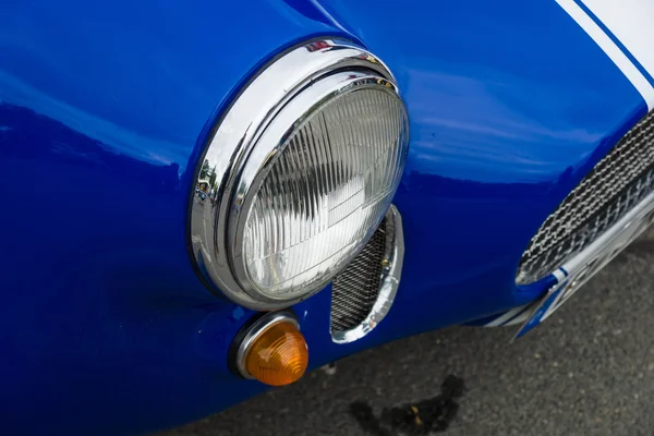 Fragment of a sports car AC Shelby Cobra. — Stock Photo, Image