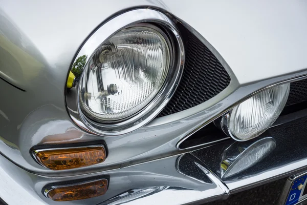 Fragmento de un Coupe Simca 1200S compacto, diseño de carrocería de Bertone, 1971 —  Fotos de Stock