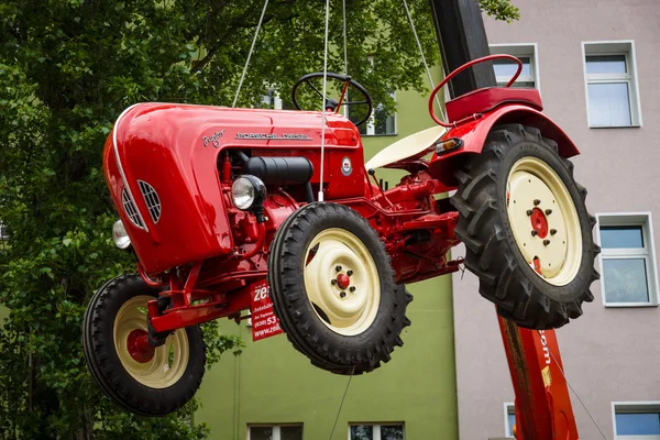 The tractor Porsche-Diesel Junior — Stock Photo, Image