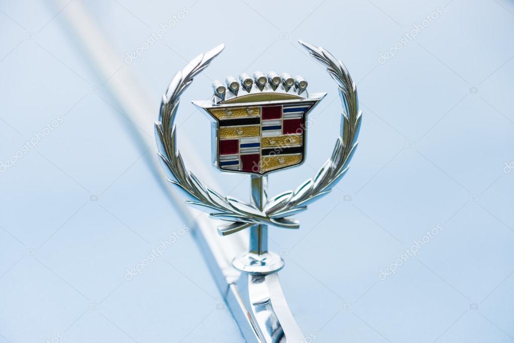 PAAREN IM GLIEN, GERMANY - MAY 23, 2015: Emblem of a full-size luxury car Cadillac de Ville series, 1974. The oldtimer show in MAFZ.