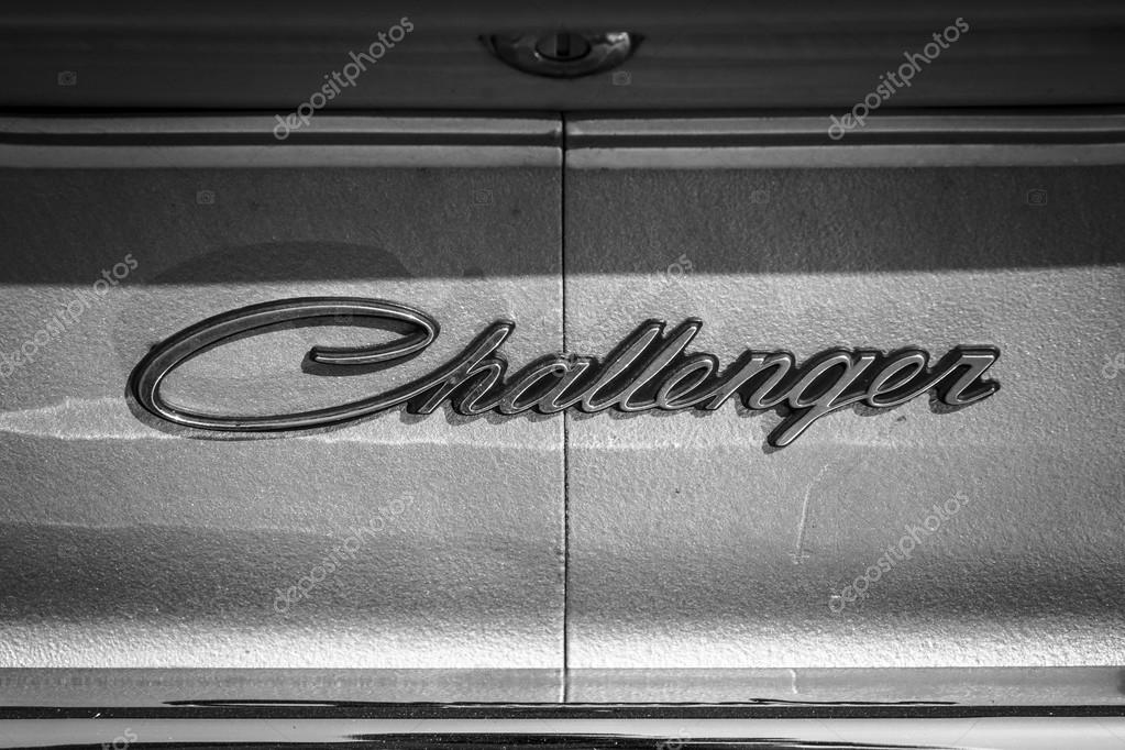 PAAREN IM GLIEN, GERMANY - MAY 23, 2015: Emblem of a mid-size pony car Dodge Challenger, 1974. Black and white. The oldtimer show in MAFZ.