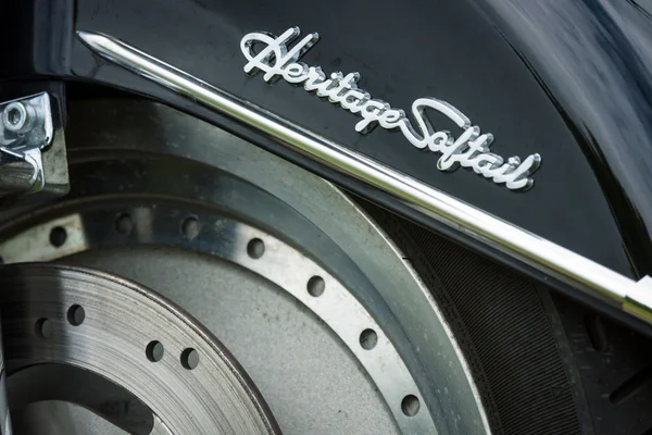 Fragment av en motorcykel harley-davidson heritage softail — Stockfoto