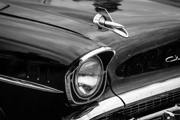 Fragment of a full-size car Chevrolet Bel Air (Second generation) — Stock Photo, Image