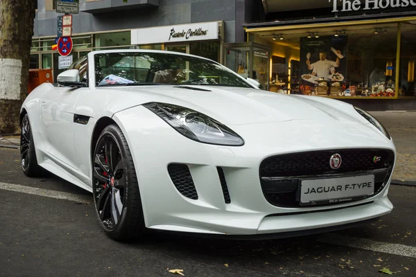 Sports car Jaguar F-Type V8S Convertible (since 2013). The Classic Days on Kurfuerstendamm. — 스톡 사진