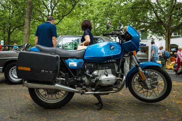 Moto BMW R45, 1981. Os Dias Clássicos em Kurfuerstendamm . — Fotografia de Stock