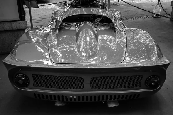 Sports car Ferrari Dino 206 SP (Sports prototype), 1966. Rear view. Black and white. The Classic Days on Kurfuerstendamm. — Stockfoto