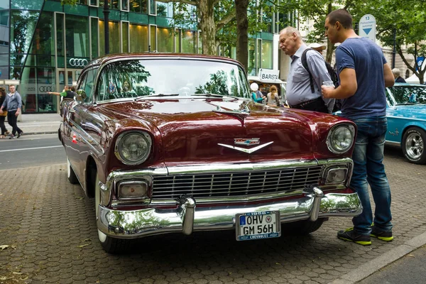 Полноразмерный автомобиль Chevrolet Bel Air (второе поколение), 1956. Классические дни на Курфюрстенде . — стоковое фото