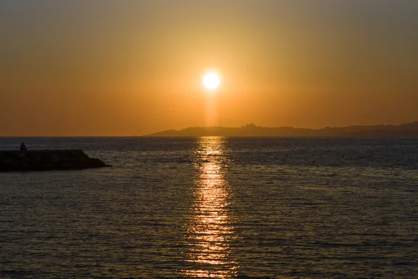 Sonnenuntergang am Mittelmeer. — Stockfoto