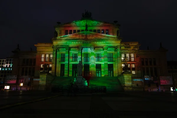 Konzerthaus Berlin and Gendarmenmarkt square in the night illumination. The annual Festival of Lights 2015 — ストック写真