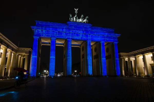 Brandenburg Gate in night illumination. The annual Festival of Lights 2015 — 图库照片