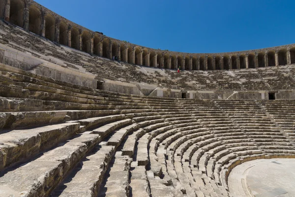 The Roman ancient theater in Aspendos. The province of Antalya. Mediterranean coast of Turkey. — Stock Photo, Image