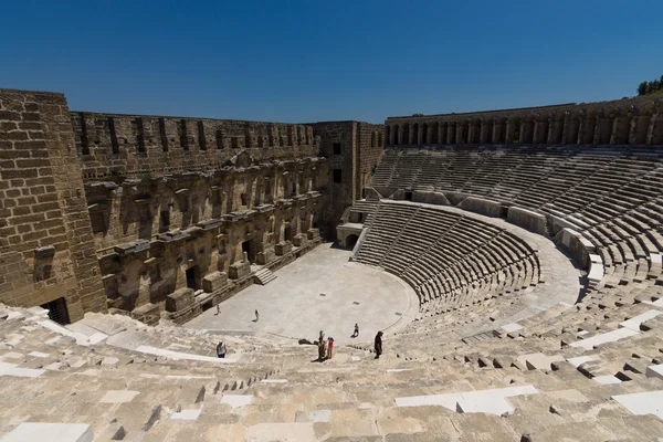 The Roman ancient theater in Aspendos. The province of Antalya. Mediterranean coast of Turkey. — Stock Photo, Image