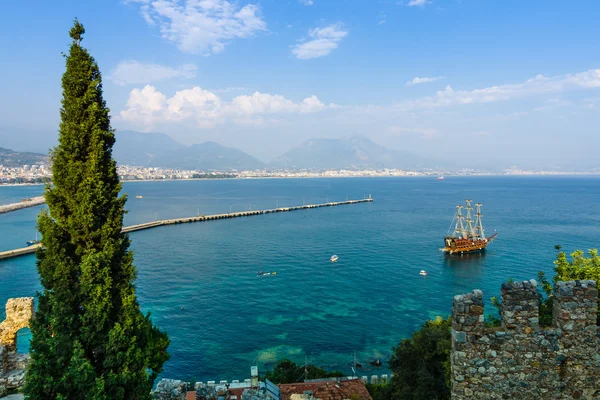 Vista do porto marítimo de Alanya — Fotografia de Stock