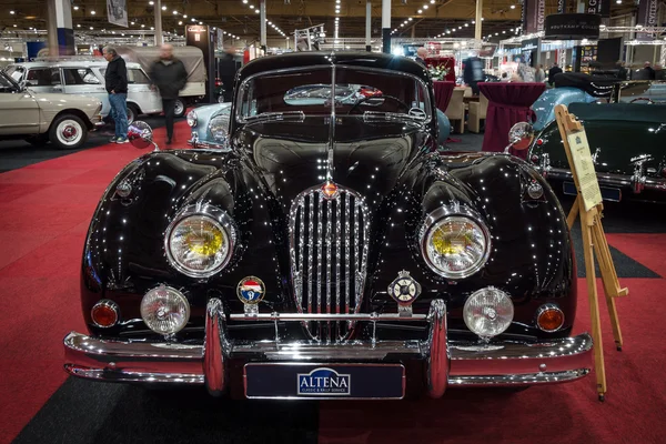 A sports car Jaguar XK140 Coupe, 1956. — Stock Photo, Image