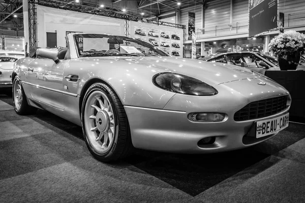 Grand tourer car Aston Martin DB7 Volante — Stock Photo, Image