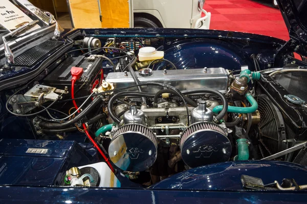 Engine of the British sports car Triumph TR6, 1976 — Zdjęcie stockowe