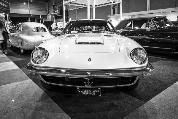 Grand too coupe Maserati Mistral, 1964 . — стоковое фото