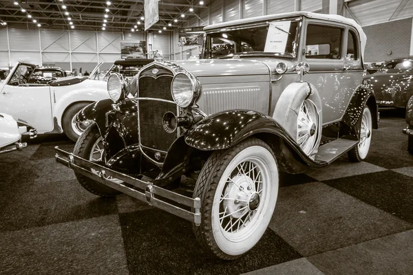 Vintage car Ford Model A A400 convertible, 1931. — Stock Photo, Image