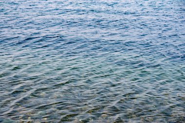 Deniz yüzeyi. Doğal arka plan.