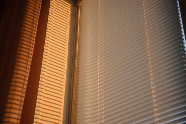 Sunset Sun Shines Blinds Golden Hour — Stock Photo, Image