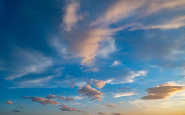 Cielo Tramonto Con Nuvole Arancioni Sfondo Della Natura — Foto Stock