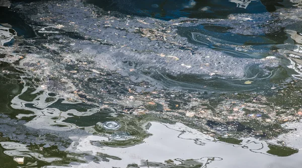 Pollution in the water. — Stock Photo, Image