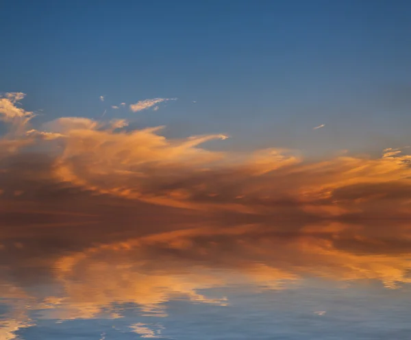 Sunset reflected in water. — Stock Photo, Image