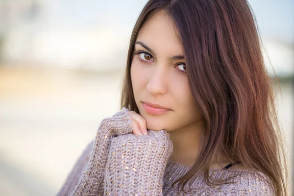 Schöne junge sexy Frau. — Stockfoto