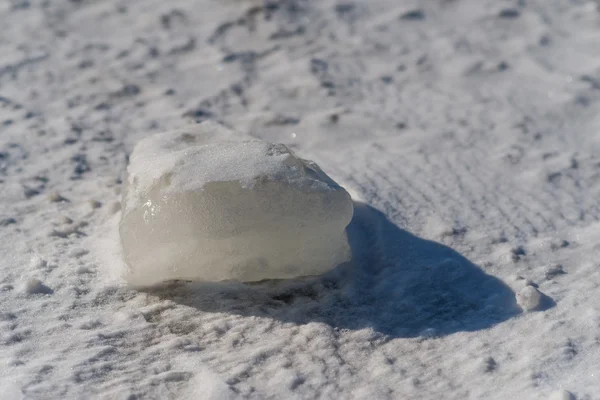 Rocha de gelo . — Fotografia de Stock