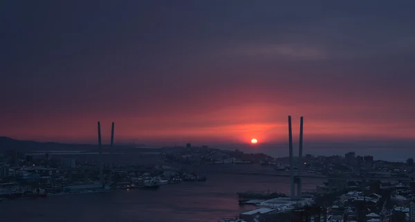 Cityscape, zonsondergang. — Stockfoto