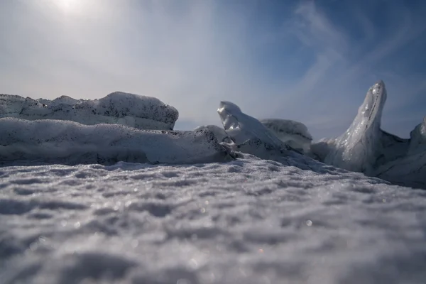 Kirli buz kaya. — Stok fotoğraf