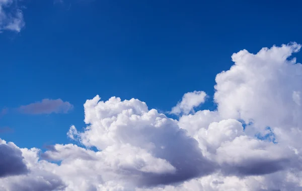 雲のある空. — ストック写真