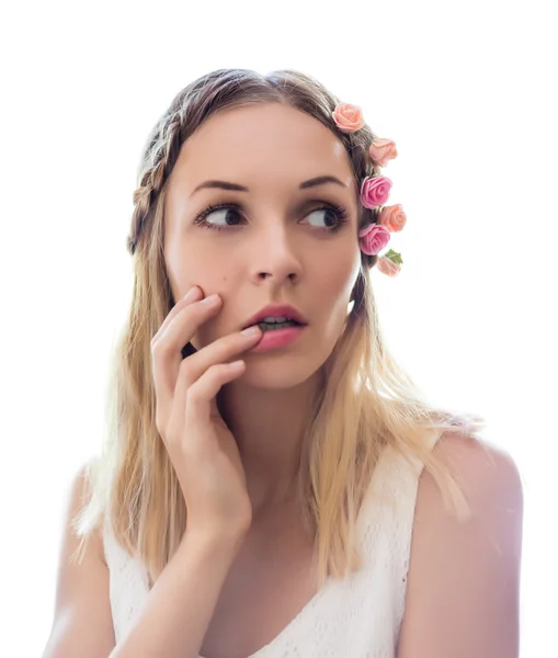 Retrato de una hermosa joven. — Foto de Stock