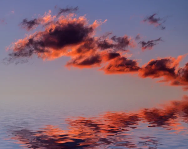 Céu por do sol com nuvens. — Fotografia de Stock