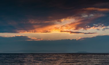 Güzel gün batımı gökyüzü.