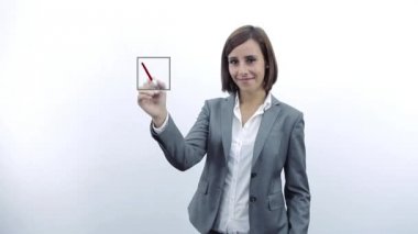 Kadın sanal arabirim içinde bir x işareti işaretler