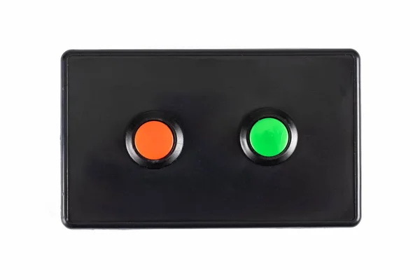 Hausgemachte Rote Und Grüne Taste Auf Einer Schwarzen Plastikbox Isoliert — Stockfoto