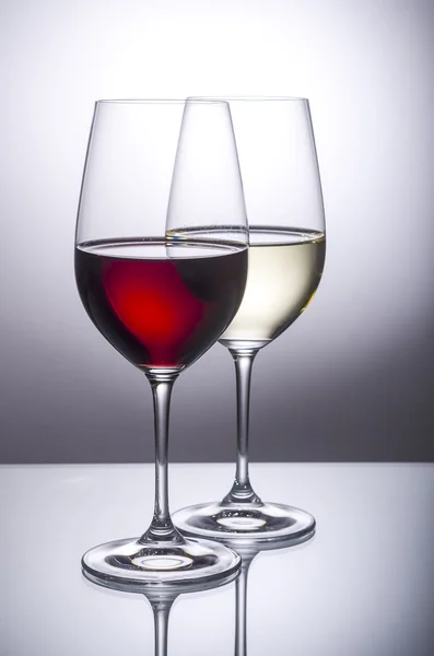 Glas van rood en wit wit — Stockfoto