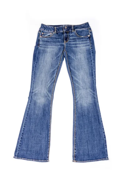 Damenstiefel geschnitten Jeans isoliert auf weiß — Stockfoto