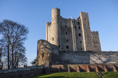 Rochester Kent, en iyilerinden biri gösterilen kalede görünümünü Norman kule korunmuş veya İngiltere'de saklayın. Kalenin içinde 1127 kuruldu ve her yıl binlerce turist tarafından ziyaret.