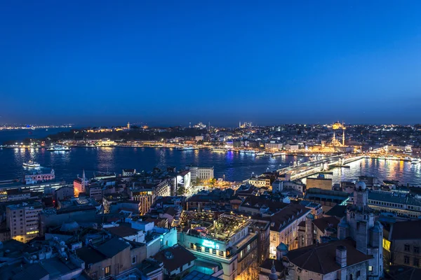 Istanbul, Turchia Luci della città — Foto Stock