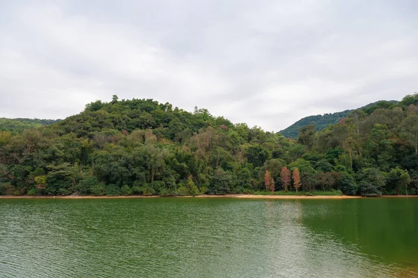 Pemandangan Alam Pegunungan Dan Danau — Stok Foto