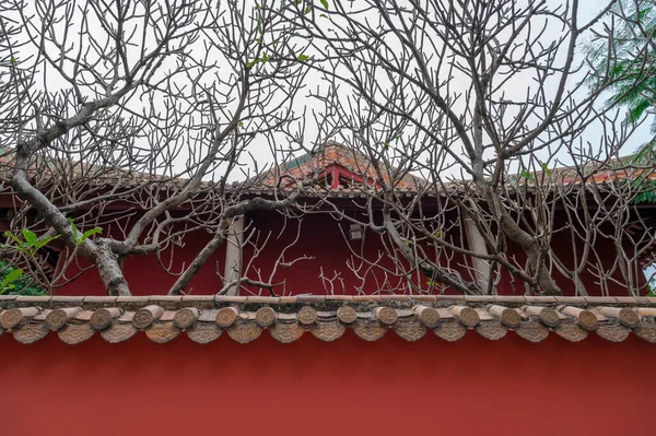 Arquitetura Chinesa Antiga Cerca Vermelha — Fotografia de Stock