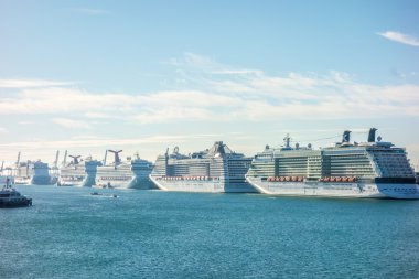 Port Miami - Miami biggeest yolcu bize limanda biri bağlantı noktası