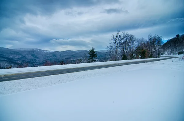 Scenic views at brown mountain overlook in north carolina at sun — Stock Photo, Image
