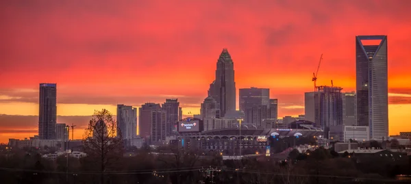 Charlotte a queen city skyline napkeltekor — 스톡 사진