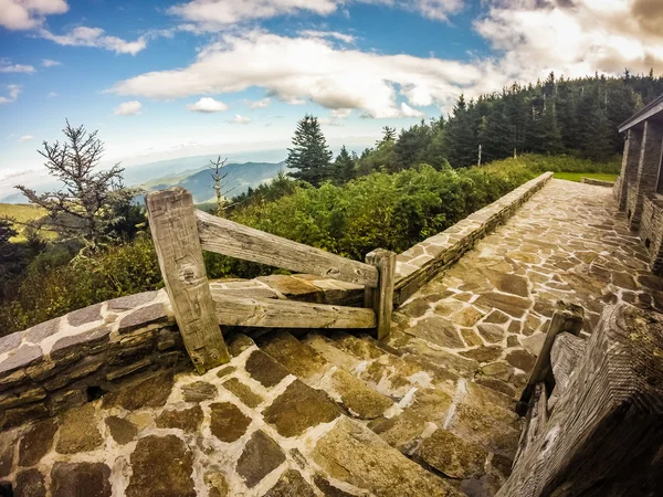 Mooie uitzichten bij zonsondergang op de top van mount mitchell — Stockfoto