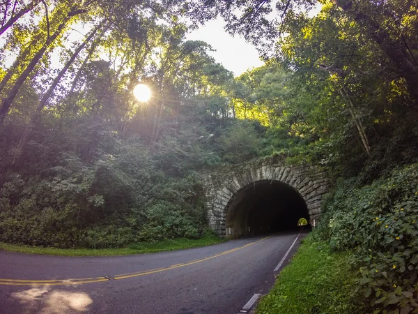 Tunnel leading to blue ridge parkway — Stock Photo, Image