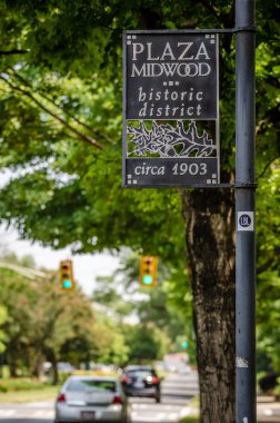 Plaza midwood charlotte nc işareti tarihi bölgesinin